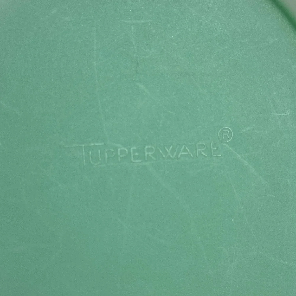 Vintage Tupperware 1376-15 Green Cheese Grater Storage Container With Lid
